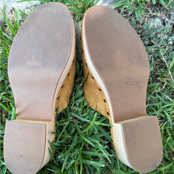 J. Crew Mules Dakota Suede Wood Sole Clogs Slip On Style Womens size 9.5 - Picture 8 of 9